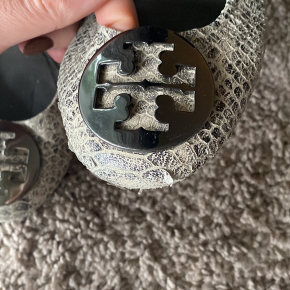 Tory burch flats - Picture 3 of 5